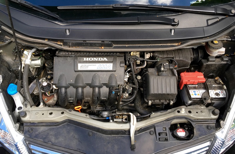 Der Motorraum bei etwa 60.000 km. Der Motorraum bei etwa 60.000 Kilometer.