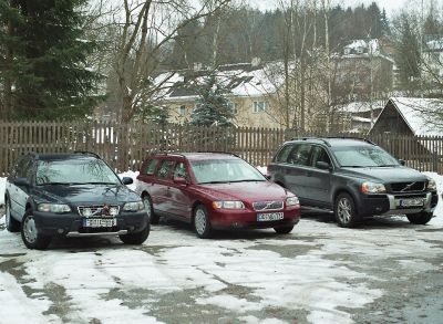 Volvo XC70, V70, XC90. 