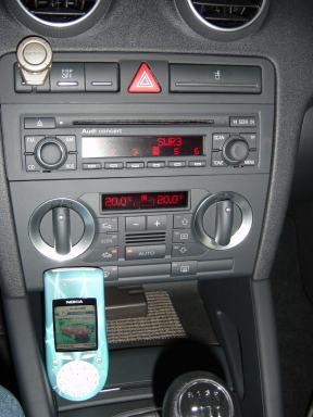 Nokia Handy 3650 und Nokia Cark 112 mit Bluetoothverbindung. Nokia Handy 3650 und Nokia Cark 112 mit Bluetoothverbindung.