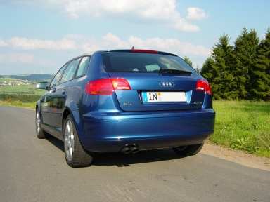 Der A3 Sportback in Blauperleffekt. 