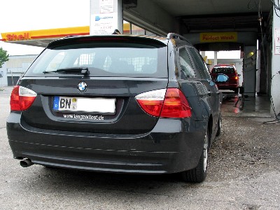 Der 320d hat eine Wäsche wirklich nötig. Der 320d hat eine Wäsche wirklich nötig.
