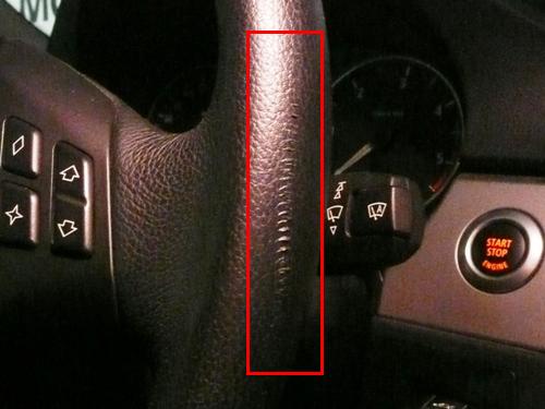 Deutlich zu sehen sind die Beschädigungen des Lenkradkranzes am BMW 320d touring von Jörg Baier. Deutlich zu sehen sind die Beschädigungen des Lenkradkranzes am BMW 320d touring von Jörg Baier.