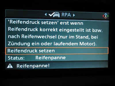 iDrive-Menü zur Initialisierung der Reifenpannenanzeige. 