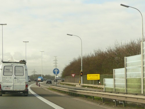 Zuflussregelung an der E314, Auffahrt Kessel-Lo/Wilsele. Zuflussregelung an der E314, Auffahrt Kessel-Lo/Wilsele.