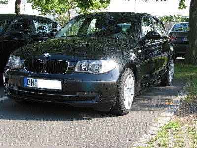 Das Werkstattersatzfahrzeug: Ein BMW 118d mit "Efficient Dynamics". Das Werkstattersatzfahrzeug: Ein BMW 118d mit "Efficient Dynamics".