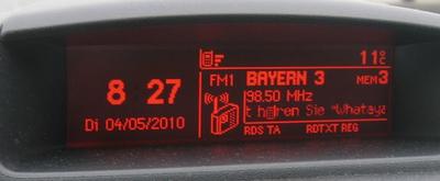 "Hören" kann man nicht gut lesen … Radiotext ohne Umlaute.