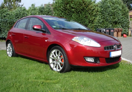 Fiat Bravo frisch gewaschen und versiegelt. 