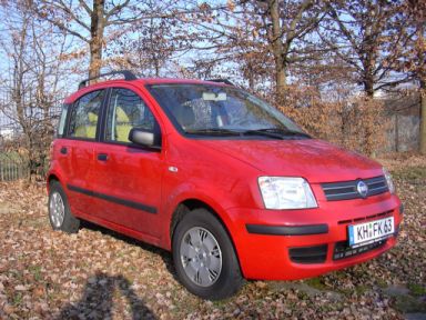 Tizianoroter Fiat Panda von Frank Keller. Tizianoroter Fiat Panda von Frank Keller.