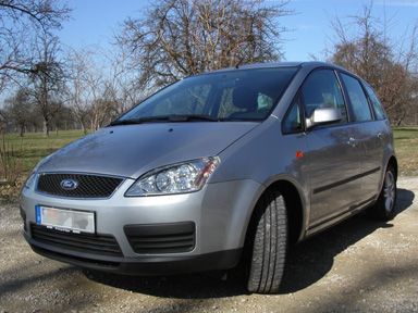 Frontansicht des Ford Focus C-MAX. 