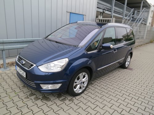 Letzte Aufnahmen vom Ford Galaxy auf dem Gelände der Dekra unmittelbar vor der Rückgabe. 