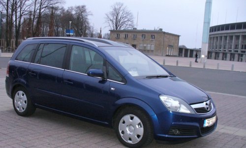 Opel Zafira Cosmos. 