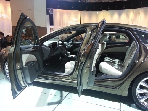 Ein Blick in den Innenraum des neuen Ford Mondeo Vignale. Ein Blick in den Innenraum des neuen Ford Mondeo Vignale.
