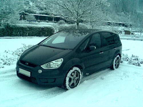 S-MAX im Winter. 