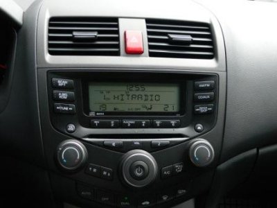 Radio und Lüftung/Klimaanlage. 