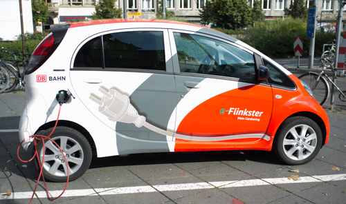 Elektromobil Peugeot iOn im DB Flinkster CarSharing. Elektromobil Peugeot iOn im DB Flinkster CarSharing.