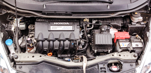 Der Motorraum nach 40.000 km. Der Motorraum nach 40.000 km.