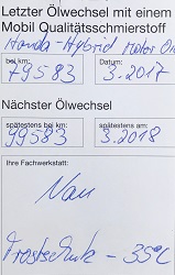 Ölzettel im Motorraum. Ölzettel im Motorraum.