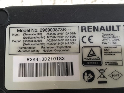 Steuergerät im 230 V Notladekabel. Steuergerät im 230V Notladekabel.