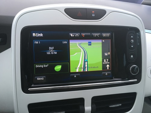 Renault Zoe Zentraldisplay mit Navigation. Renault Zoe Zentraldisplay mit Navigation.