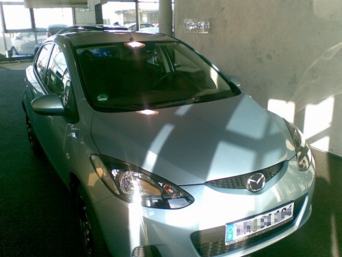 Front des Mazda 2. 