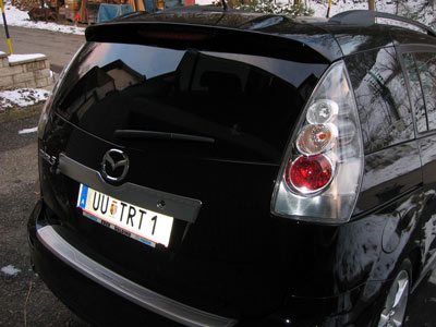 Aktuell nur in Österreich erkältlich. Klare Heckleuchten beim Mazda5 GTA.