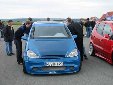 Aufgemotzte A-Klasse als Coupé beim Elchfans-Treffen in Wertheim. 