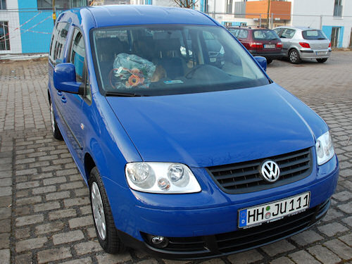 Dem Blauwal in die Augen geschaut. Caddy Maxi von vorne.
