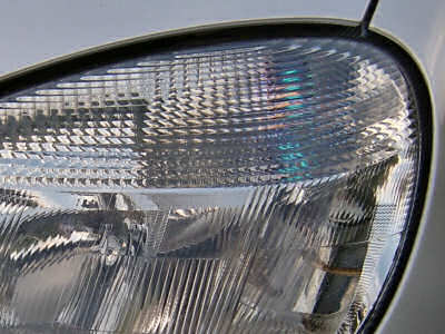 Blinker vorne, nachher. Blinklicht vorne mit Diadem-Blinklampe.