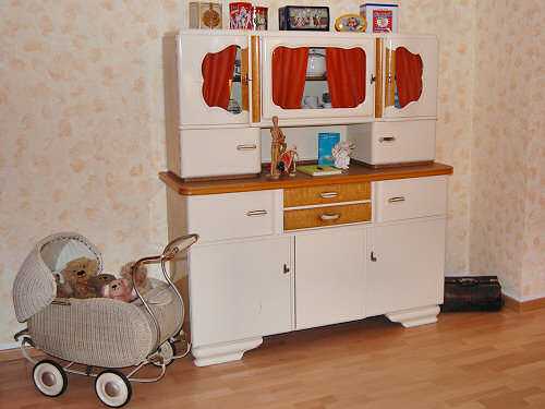Küchenbuffet im Wohnzimmer. Küchenbuffet.