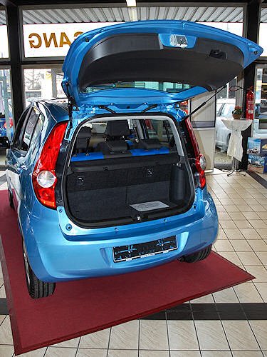 Der neue Opel Agila. Opel Agila, von hinten aufgenommen.