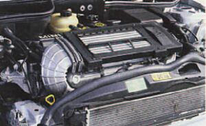 Der nur 1,6 Liter Motor des Mini wird von einem Kompressor unter Druck gesetzt. 