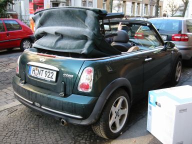Kein Problem! Einfach Verdeck auf … Verdeck öffnen.