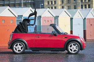 Mini Cabrio. 