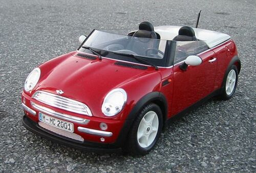 Der für 2008 geplante Mini Roadster. Der für 2008 geplante Mini Roadster.