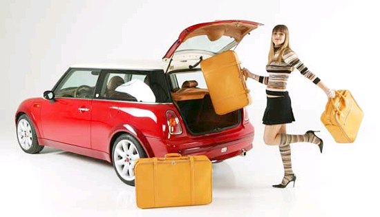 Ohne klassische Holzstreben wird aus dem Mini ein Sportkombi mit Lifestyle-Qualitäten. Ohne klassische Holzstreben wird aus dem Mini ein Sportkombi mit Lifestyle-Qualitäten.