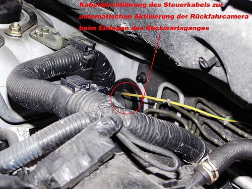 Kabeldurchführung Steuerkabel. Kabeldurchführung Steuerkabel.