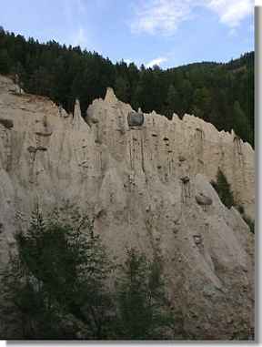 Erdpyramiden in Suedtirol. 