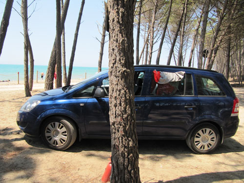 Der Zafira am Strand. 