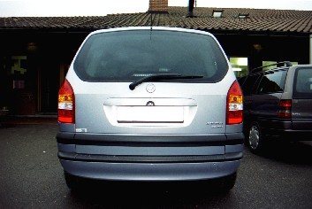 Totalansicht Heck mit Vauxhall-Emblem Totalansicht Heck mit Vauxhall-Emblem