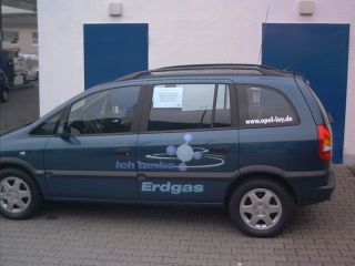 Erdgas-Zafira zugelassen auf die Adam Opel AG als Leihgabe an das Autohaus Opel Ley in Bergneustadt. Erdgas-Zafira zugelassen auf die Adam Opel AG als Leihgabe an das Autohaus Opel Ley in Bergneustadt.