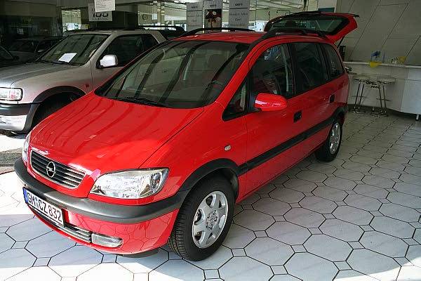 Opel Zafira Elegance 2,0 DI 16V 