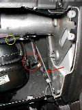 Detailfoto: VDA-Stecker. Detailfoto: VDA-Stecker.