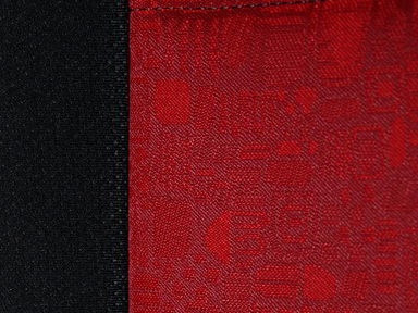 Nahaufnahme Vivaldi Rot. 