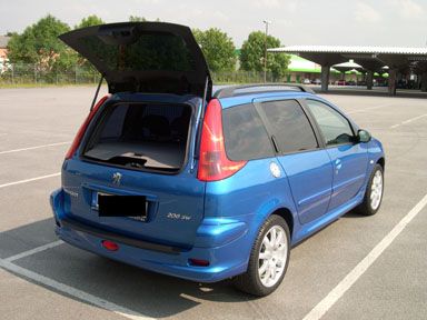 Ansichten des Peugeot 206 SW. 