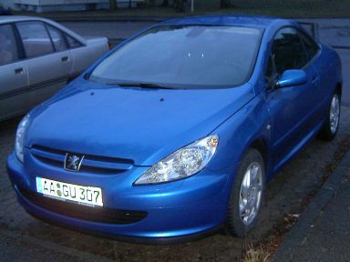 Front und Fahrerseite des Peugeot 307 CC von Gilbert Übensee. 