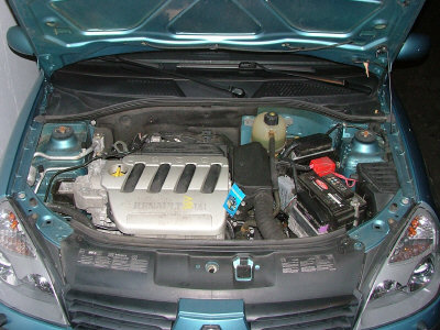 Ansicht des Clio Motors. Ansicht des Clio Motors.