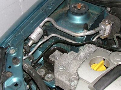 Rost und Korrosion im Motorraum. Rost und Korrosion im Motorraum.