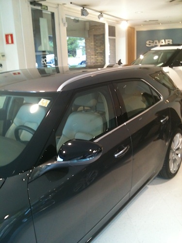 Dachlinie des Saab 9-5 SW. 