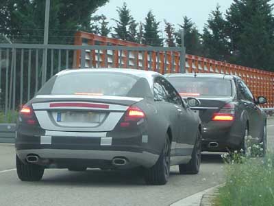 Heckansicht eines Prototypen des MB CL-Coupe. 