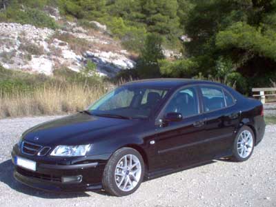 Seitenansicht des Saab 9-3 Aero. Seitenansicht des Saab 9-3 Aero.